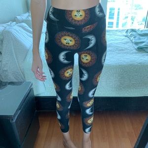 Sun and Moon leggings